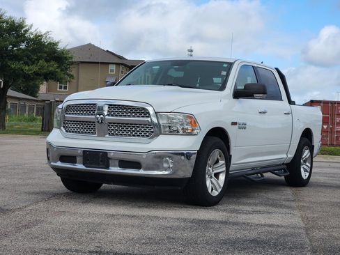 Used 2014 RAM 1500 Lone Star RWD image 2
