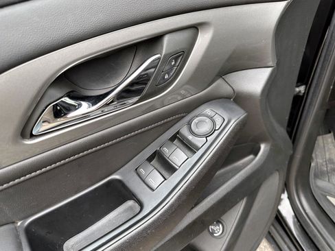 Certified 2024 Chevrolet Traverse LT image 16