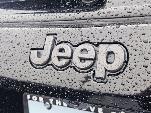 Used 2026 Jeep Compass Trailhawk AWD/4WD image 31