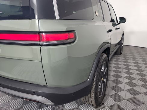 Used 2023 Rivian R1S Launch Edition image 36