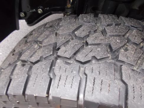 Used 2011 RAM 2500 SLT w/ HD Snow Plow Prep Group image 18