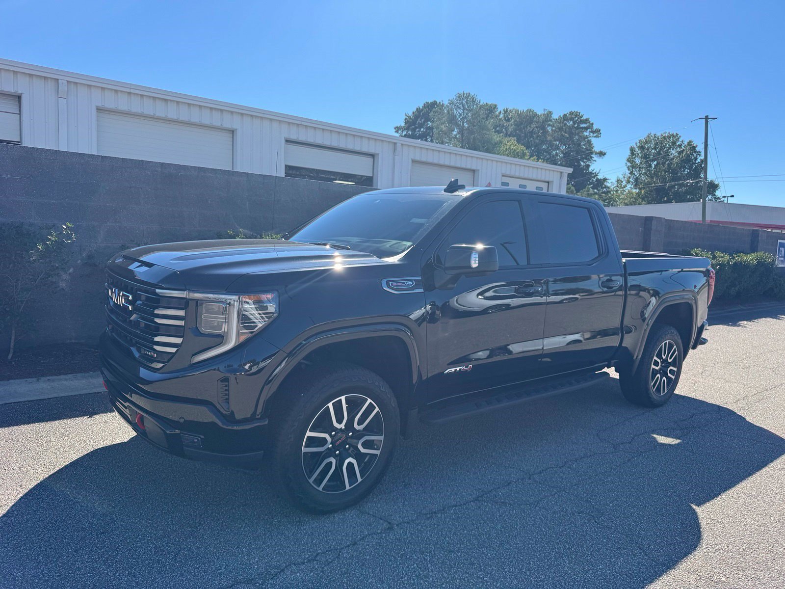 Certified 2026 GMC Sierra 1500 AT4 w/ AT4 Premium Package AWD/4WD image 2