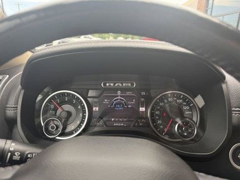 Used 2020 RAM 1500 Laramie w/ Off Road Group AWD/4WD image 28