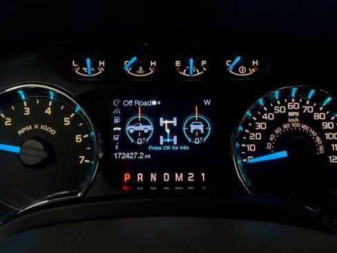 Used 2014 Ford F150 XLT w/ XLT Chrome Package image 27