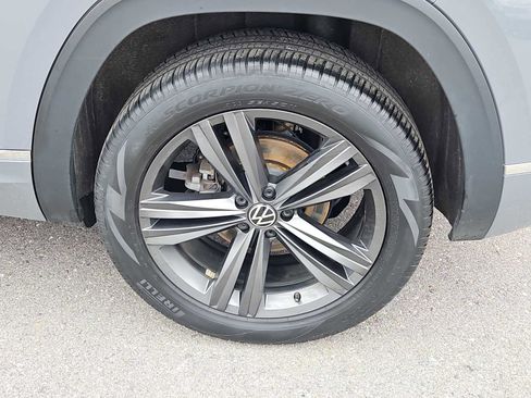 Used 2022 Volkswagen Atlas Cross Sport SEL R-Line AWD/4WD image 8