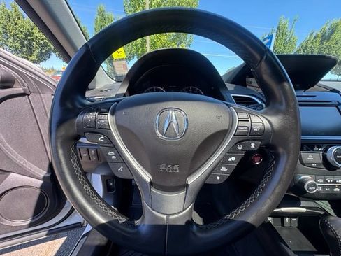 Used 2018 Acura RDX AWD w/ Advance Package image 16