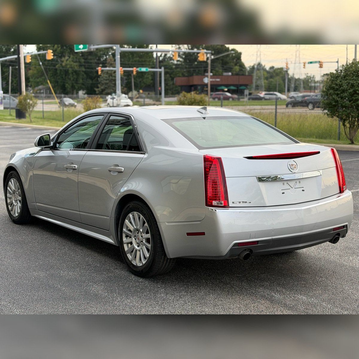 Used 2010 Cadillac CTS Luxury AWD/4WD image 3