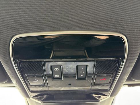 Used 2024 Land Rover Range Rover Sport Dynamic SE image 21