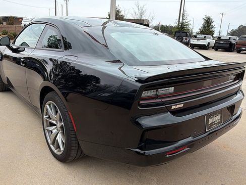 Used 2025 Dodge Charger Scat Pack w/ Track Pack image 10