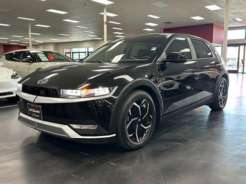 Used 2023 Hyundai Ioniq 5 SE image 3