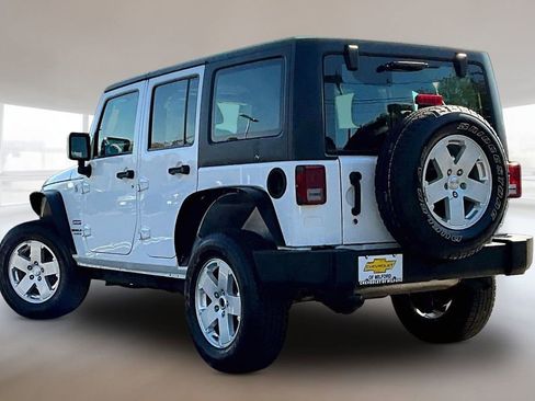 Used 2013 Jeep Wrangler Unlimited Sport AWD/4WD image 4