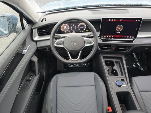 New 2026 Volkswagen Tiguan SE AWD/4WD image 21