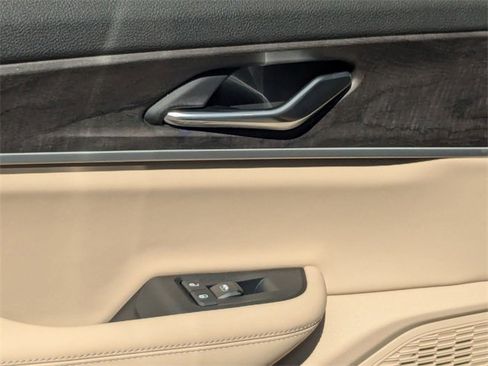 New 2025 Jeep Grand Cherokee Limited image 28