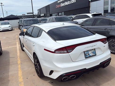 Used 2023 Kia Stinger GT-Line w/ Sun & Sound Package RWD image 10