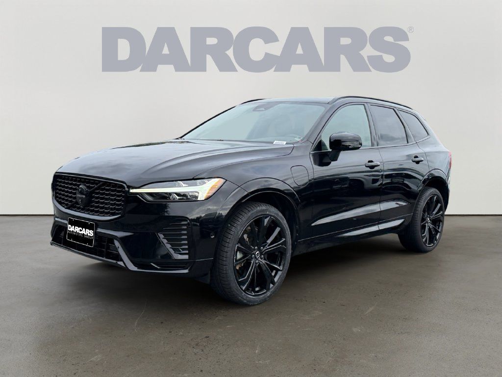 Certified 2024 Volvo XC60 T8 Ultimate AWD/4WD image 3