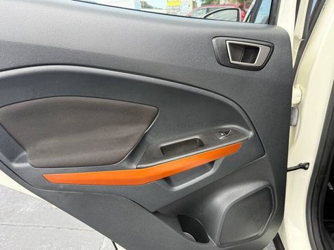 Used 2021 Ford EcoSport SE w/ SE Convenience Package FWD image 27