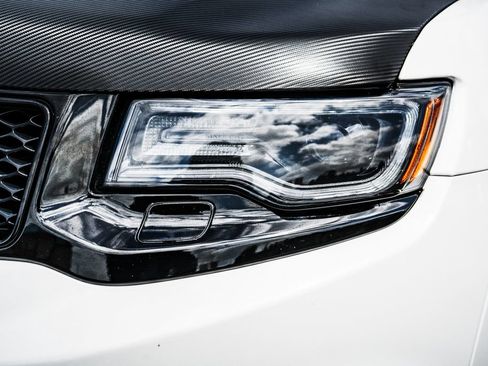 Used 2019 Jeep Grand Cherokee SRT AWD/4WD image 8