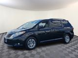 Used 2015 Toyota Sienna XLE Premium image 3