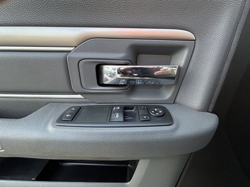 Used 2015 RAM 1500 Tradesman w/ Power & Remote Entry Group image 18