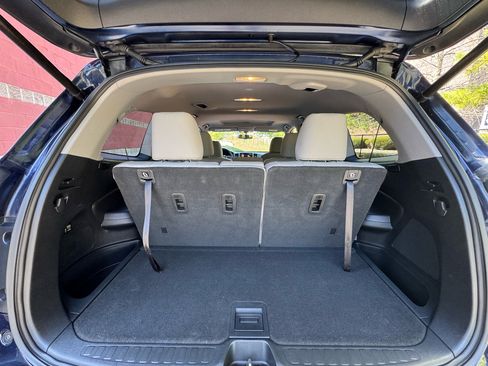 Used 2017 Honda Pilot EX-L image 12