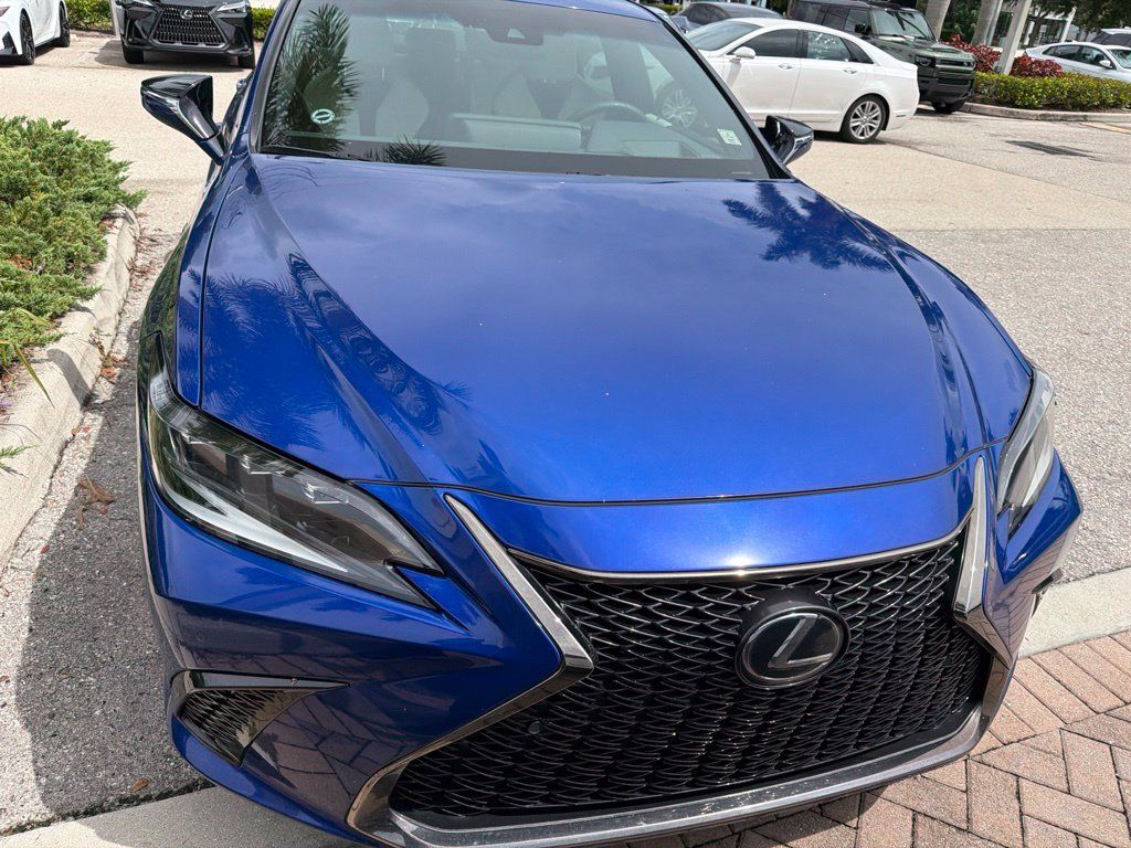 Certified 2022 Lexus ES 350 F Sport w/ Accessory Package 2 FWD image 19