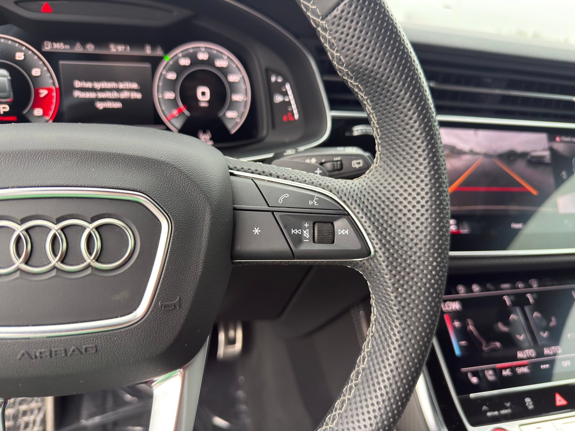 Used 2023 Audi SQ5 Premium Plus w/ Premium Plus Package AWD/4WD image 23