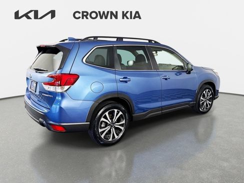 Used 2022 Subaru Forester Limited AWD/4WD image 6