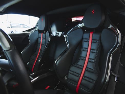 Used 2021 Ferrari SF90 Stradale image 10