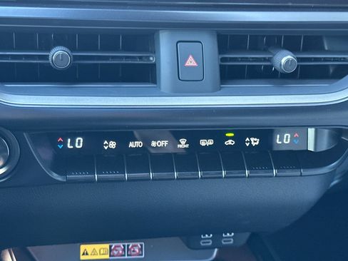 New 2026 Lexus UX 300h AWD image 19