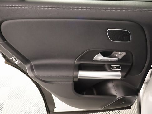 Used 2021 Mercedes-Benz GLA 35 AMG 4MATIC image 18