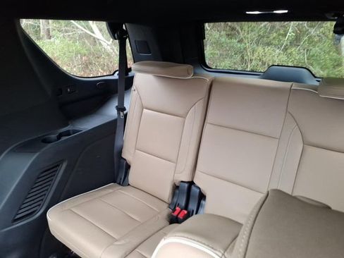 Used 2024 Chevrolet Tahoe Premier image 8