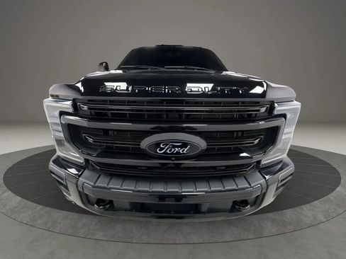 Used 2022 Ford F350 Platinum AWD/4WD image 7