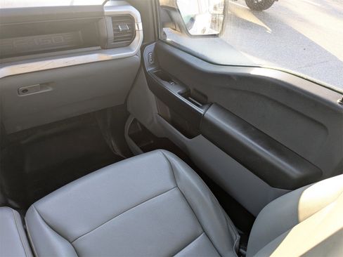 Used 2022 Ford F150 XL w/ Trailer Tow Package image 17