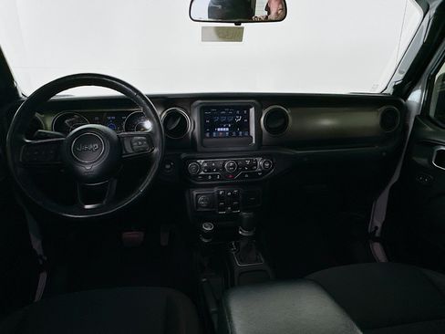 Certified 2021 Jeep Gladiator Sport image 27