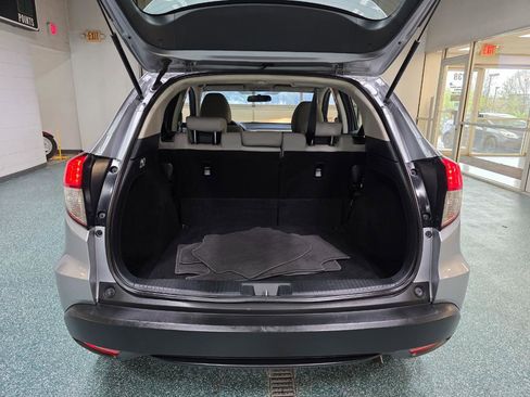 Used 2021 Honda HR-V LX image 21