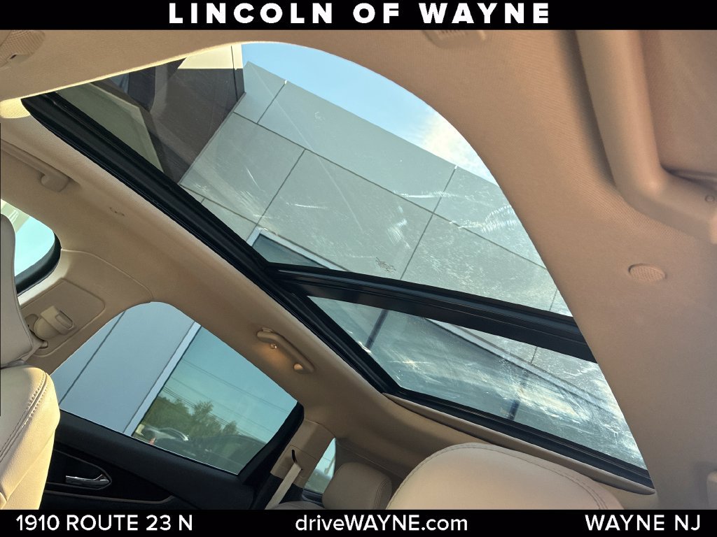 Certified 2022 Lincoln Nautilus Reserve AWD/4WD image 15