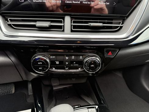 New 2026 Chevrolet Trax RS w/ Sunroof Package image 17