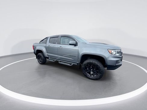 Used 2022 Chevrolet Colorado ZR2 w/ ZR2 Dusk Special Edition image 2