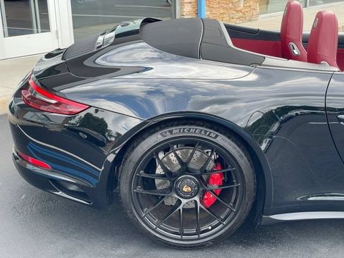 Used 2018 Porsche 911 Carrera 4 GTS AWD/4WD image 18
