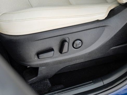 Used 2023 Kia Telluride S w/ S Sunroof Package FWD image 41