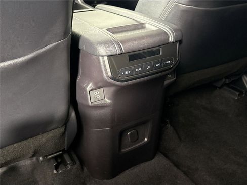 Certified 2025 Toyota Grand Highlander XLE image 34