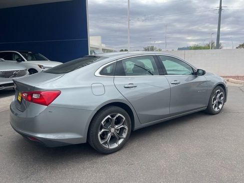 Used 2024 Chevrolet Malibu LT image 4