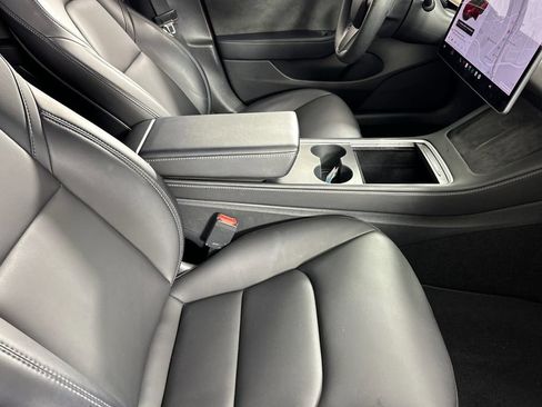 Used 2022 Tesla Model 3 Long Range AWD/4WD image 17