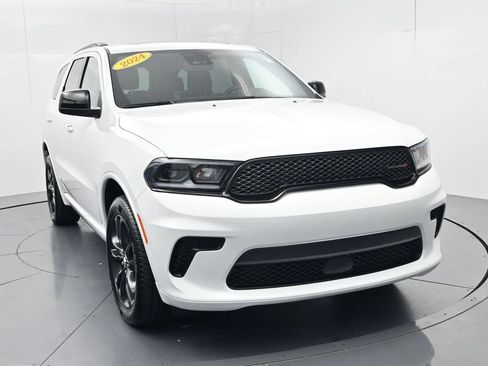 Used 2024 Dodge Durango SXT w/ SXT Blacktop Group AWD/4WD image 2