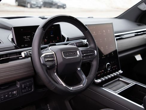 Used 2024 GMC Sierra EV Denali AWD/4WD image 19