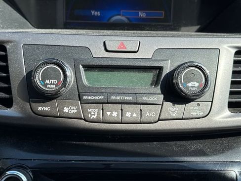 Used 2015 Honda Odyssey EX image 27