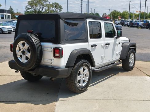 Used 2020 Jeep Wrangler Unlimited Sport S AWD/4WD image 5