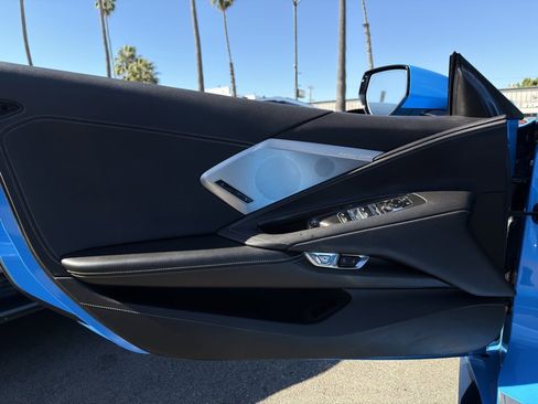 Used 2021 Chevrolet Corvette Stingray Preferred Conv w/ Z51 Performance Package image 18