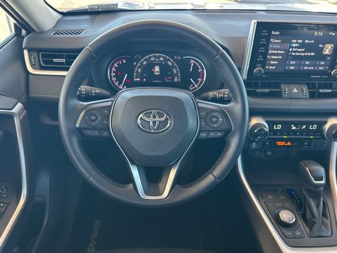 Certified 2019 Toyota RAV4 Limited AWD/4WD image 14