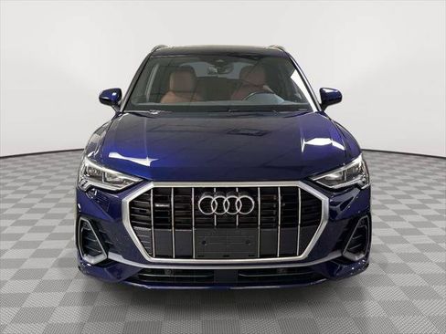 Used 2023 Audi Q3 2.0T Premium Plus w/ Premium Plus Package AWD/4WD image 8
